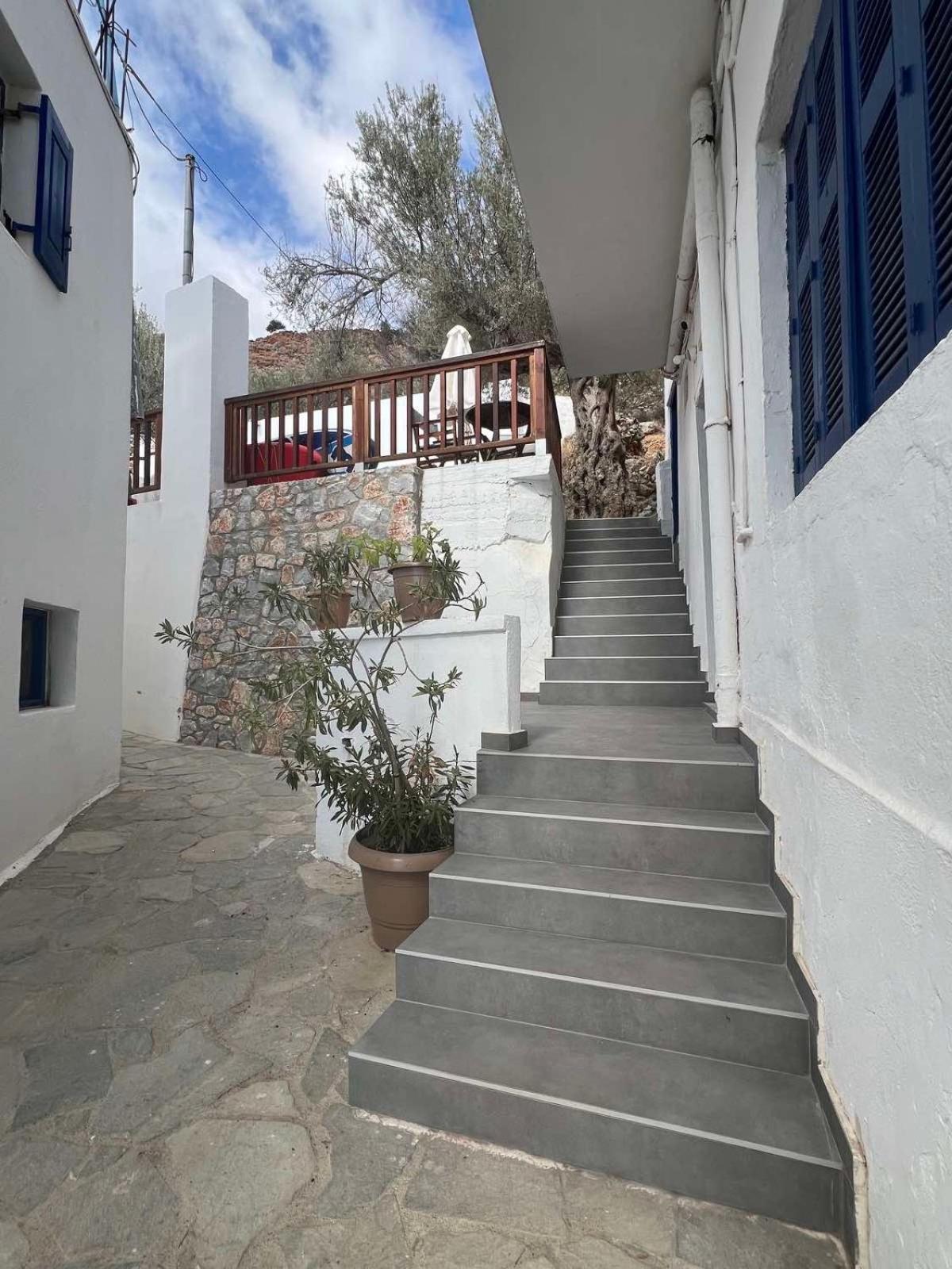 Scirocco Rooms Loutro Dış mekan fotoğraf