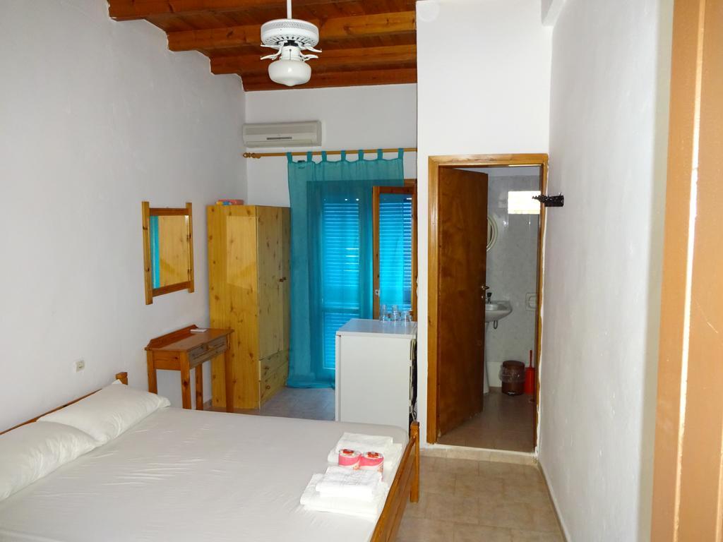 Scirocco Rooms Loutro Dış mekan fotoğraf