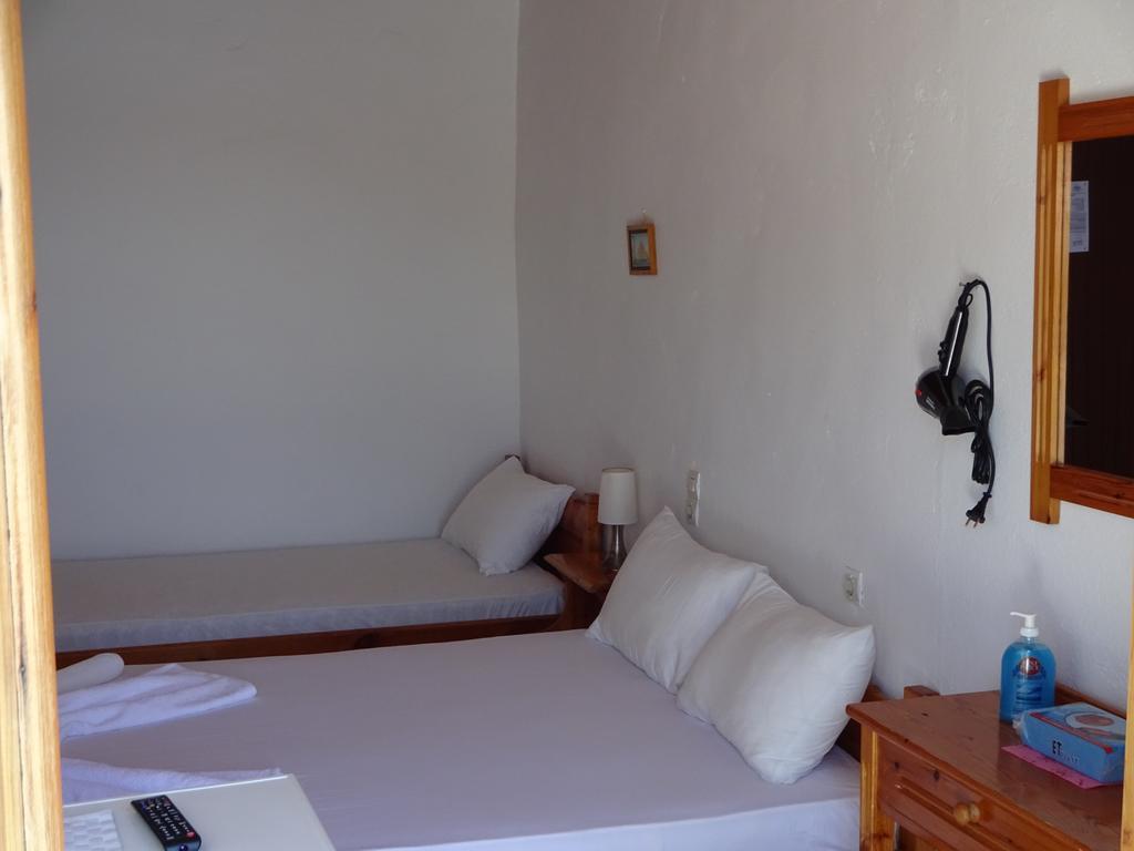 Scirocco Rooms Loutro Dış mekan fotoğraf