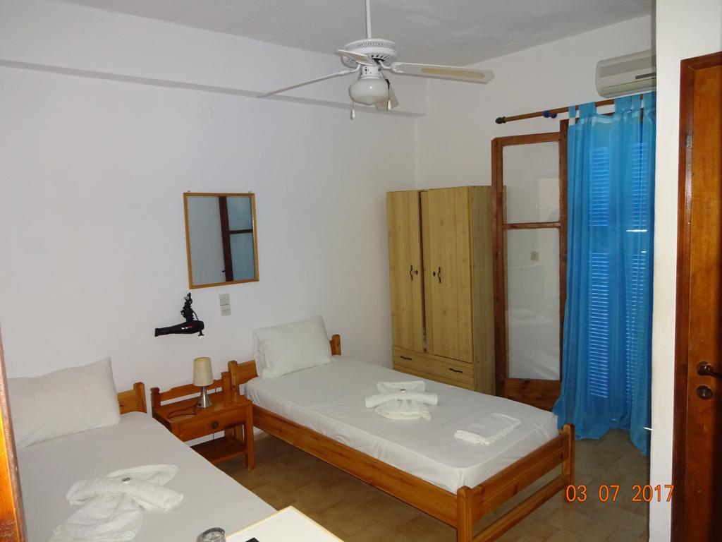 Scirocco Rooms Loutro Dış mekan fotoğraf