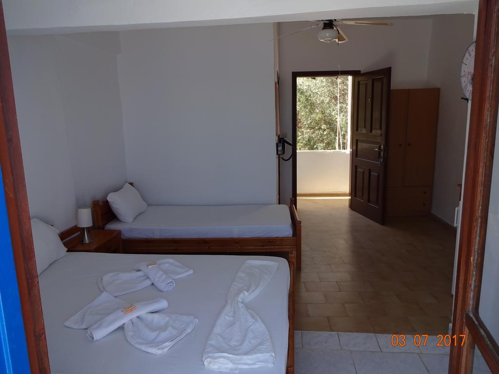 Scirocco Rooms Loutro Dış mekan fotoğraf