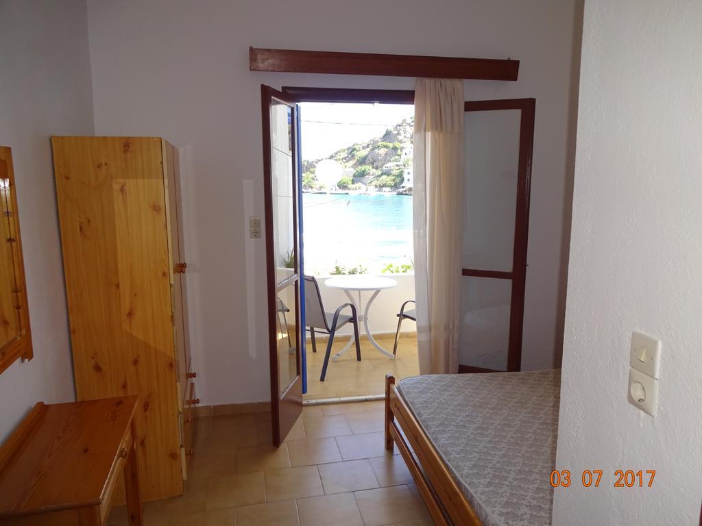 Scirocco Rooms Loutro Dış mekan fotoğraf