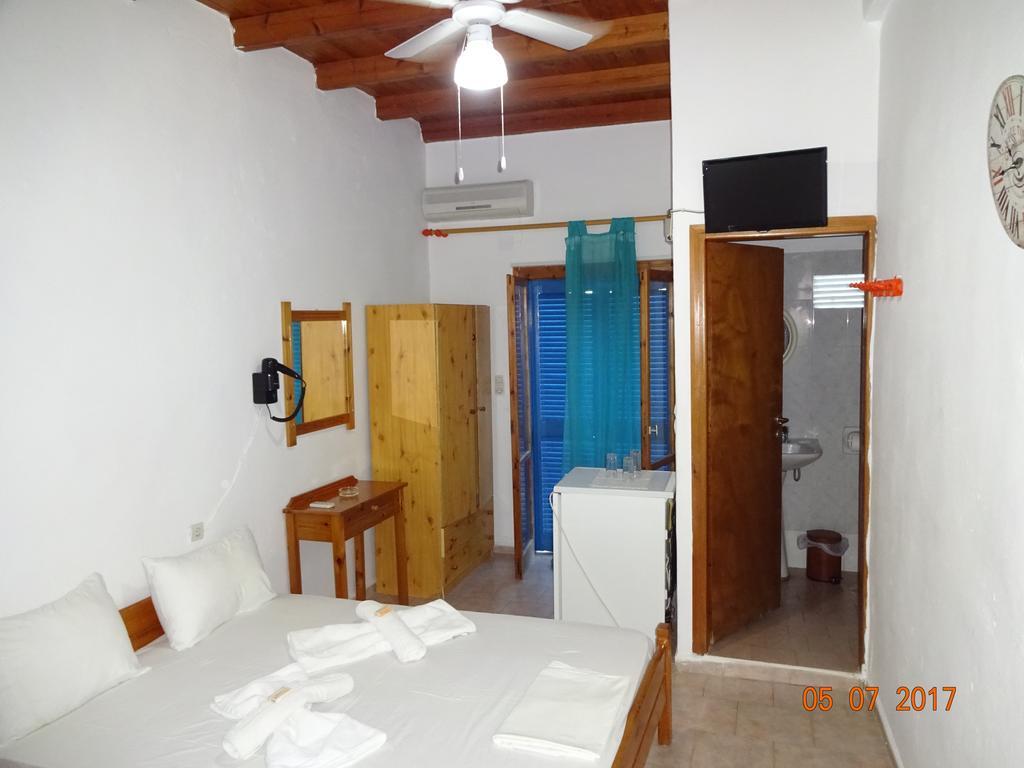Scirocco Rooms Loutro Dış mekan fotoğraf